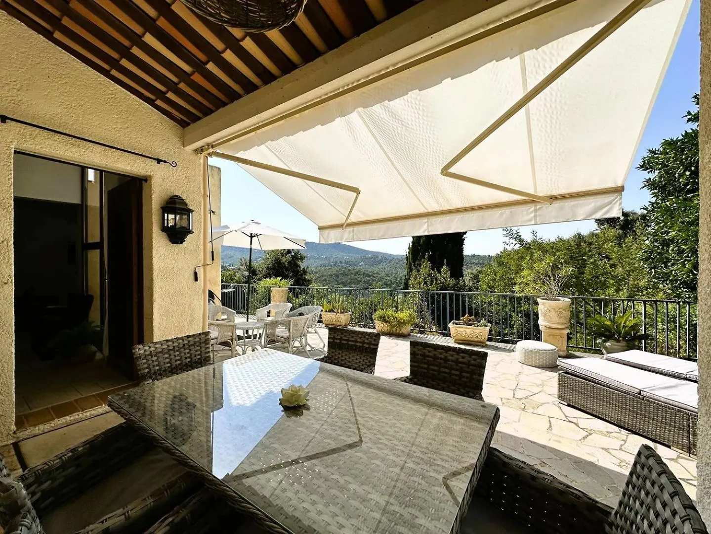 Le Langoustier Pour 6 Personnes Avec Piscine A La Londe-Les-Maures Villa